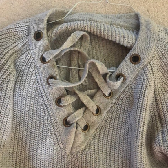 Gray sweater - Picture 2 of 2